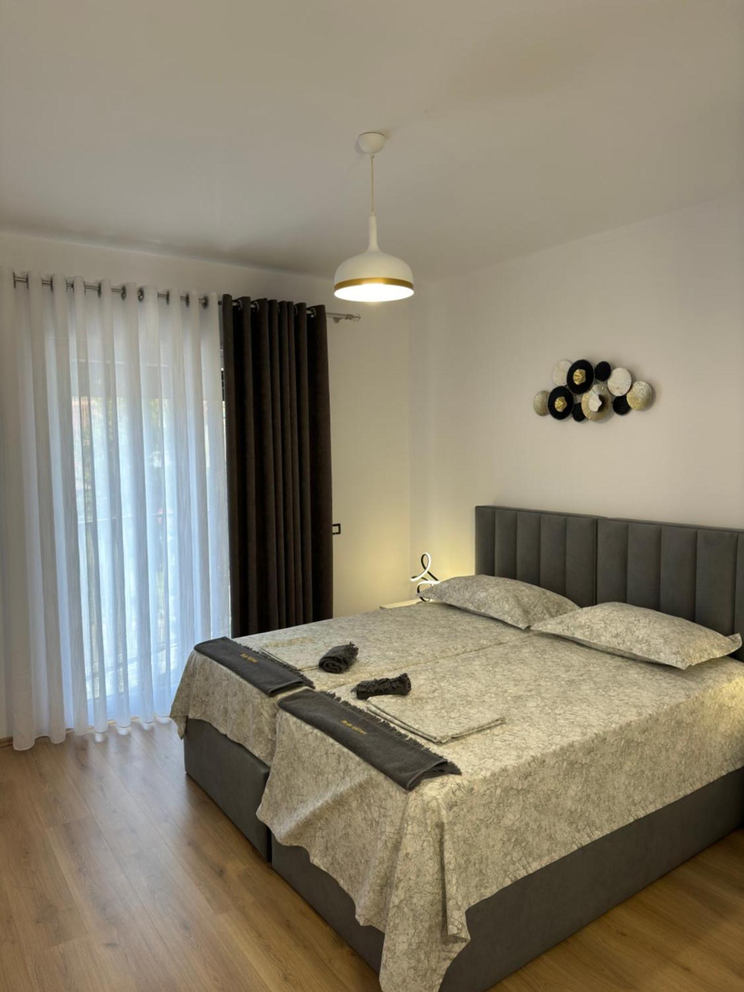 Apartment In City Center Shkodër Esterno foto