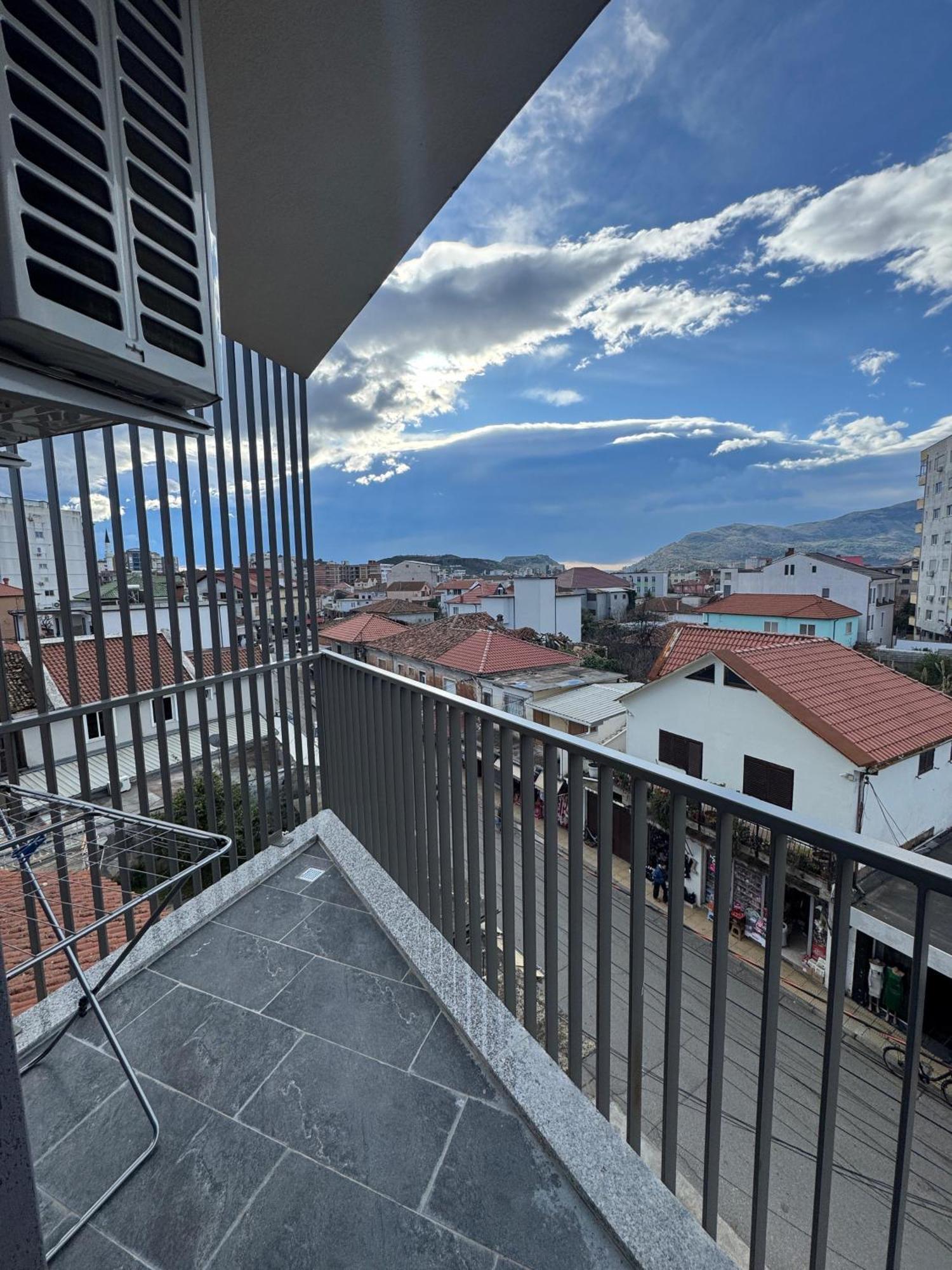 Apartment In City Center Shkodër Esterno foto